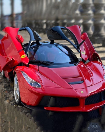 Ferrari Laferrari Alloy Sports Car Model