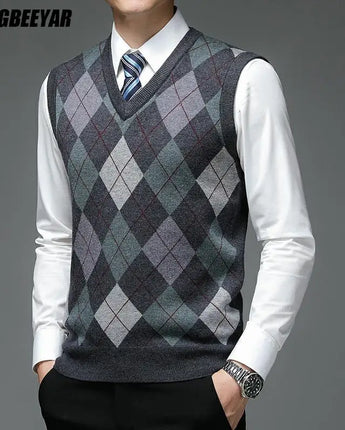 Pullover Sweater, Vest